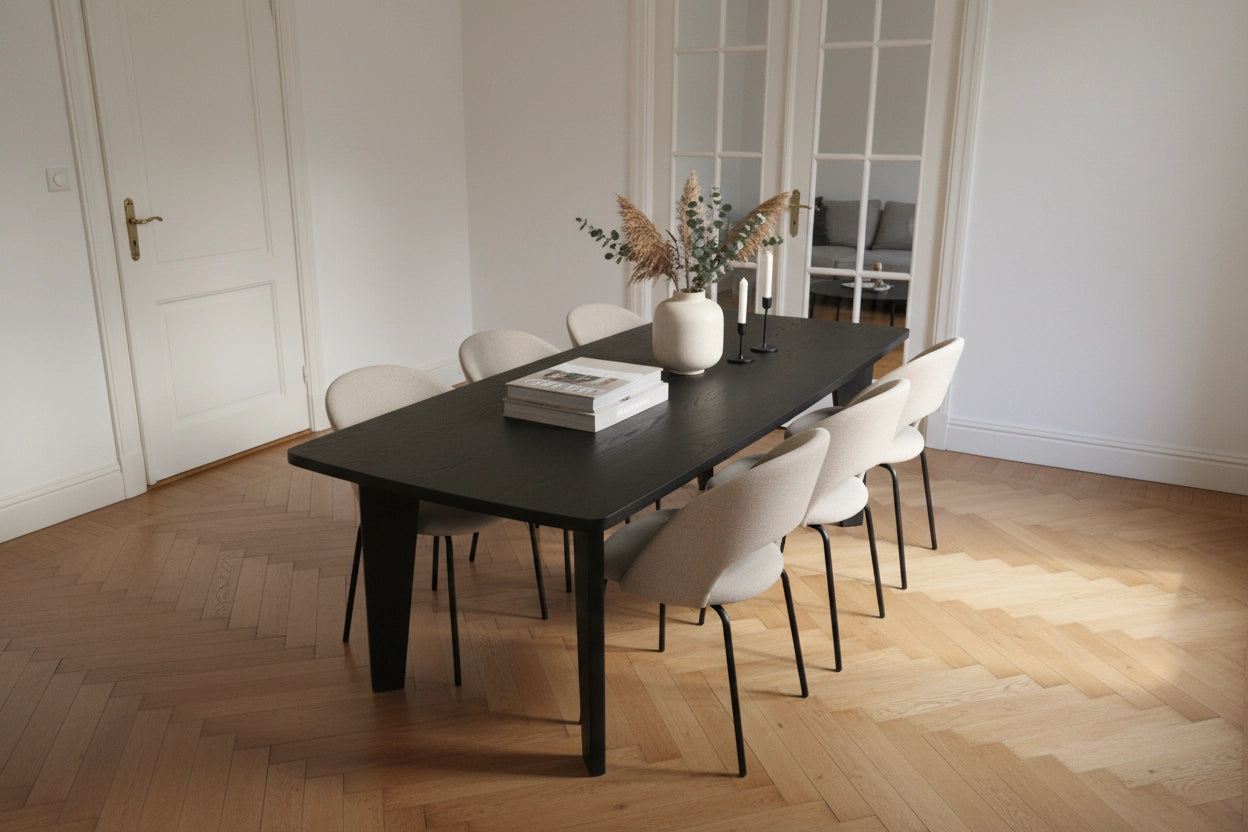 Lumiere – Eiken Massieve Eettafel – Ton – Rechte Rand – Zwarte Lak