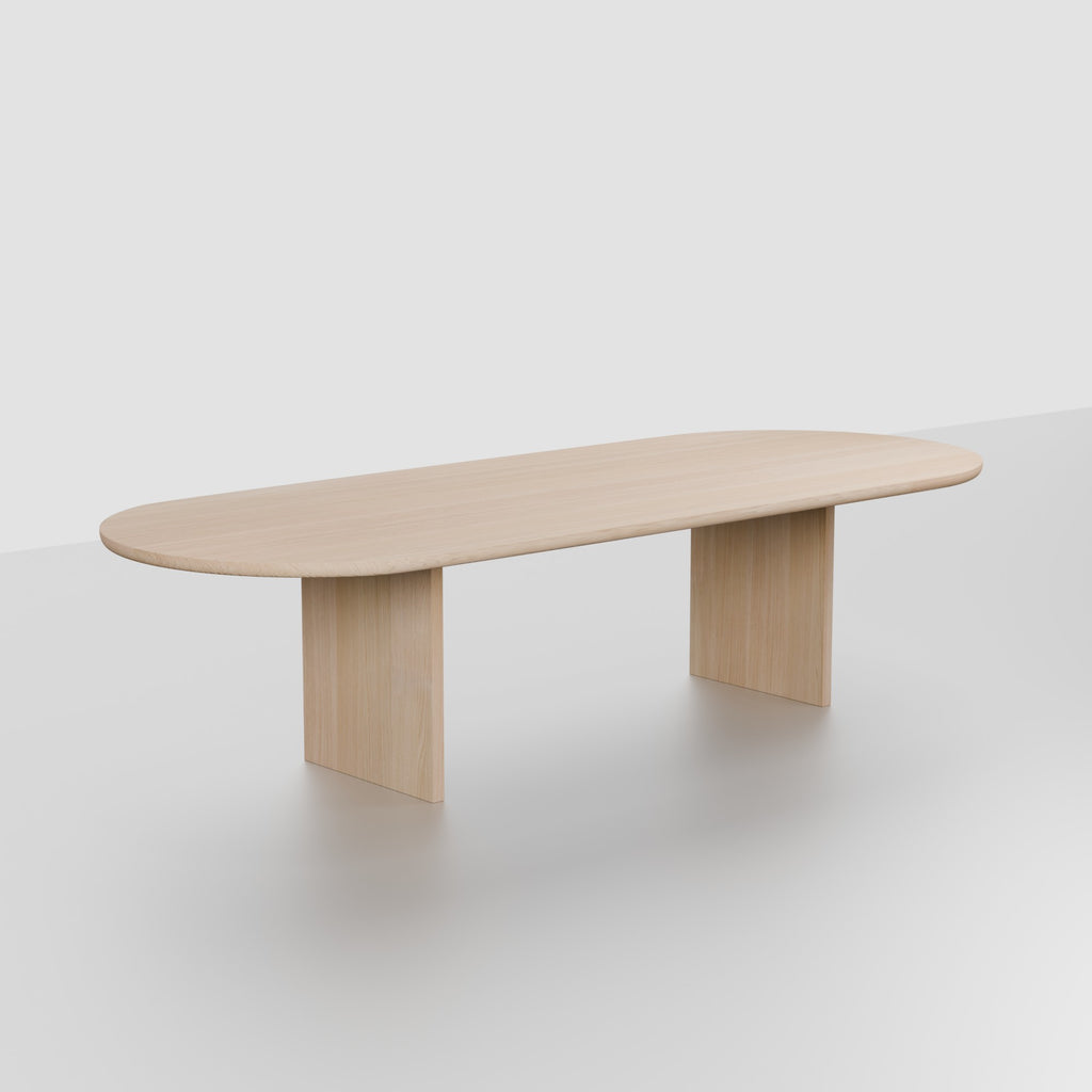 No Fuzz – Eiken Massieve Eettafel – Plat Ovaal – Ronde Rand – Naturel Lak