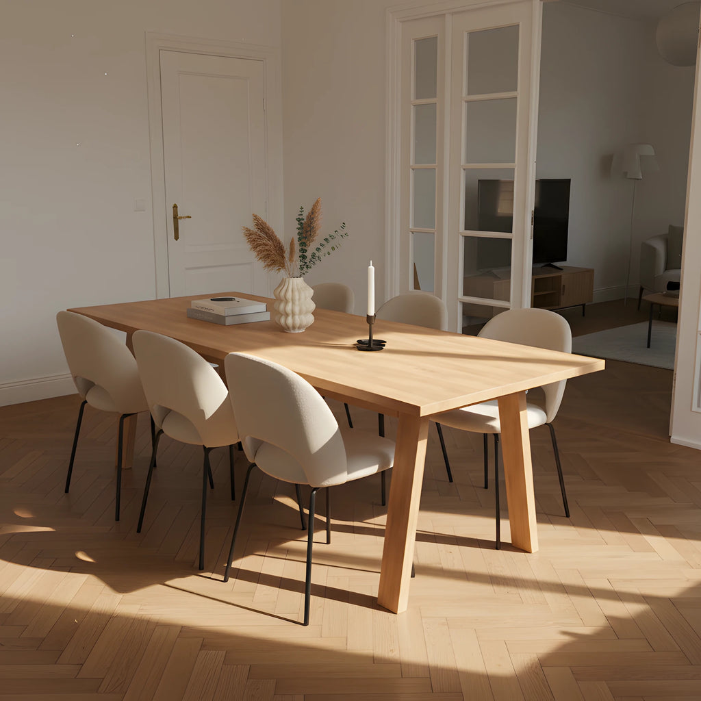 Massief eiken eettafel Elwyn – handgemaakt in Nederland